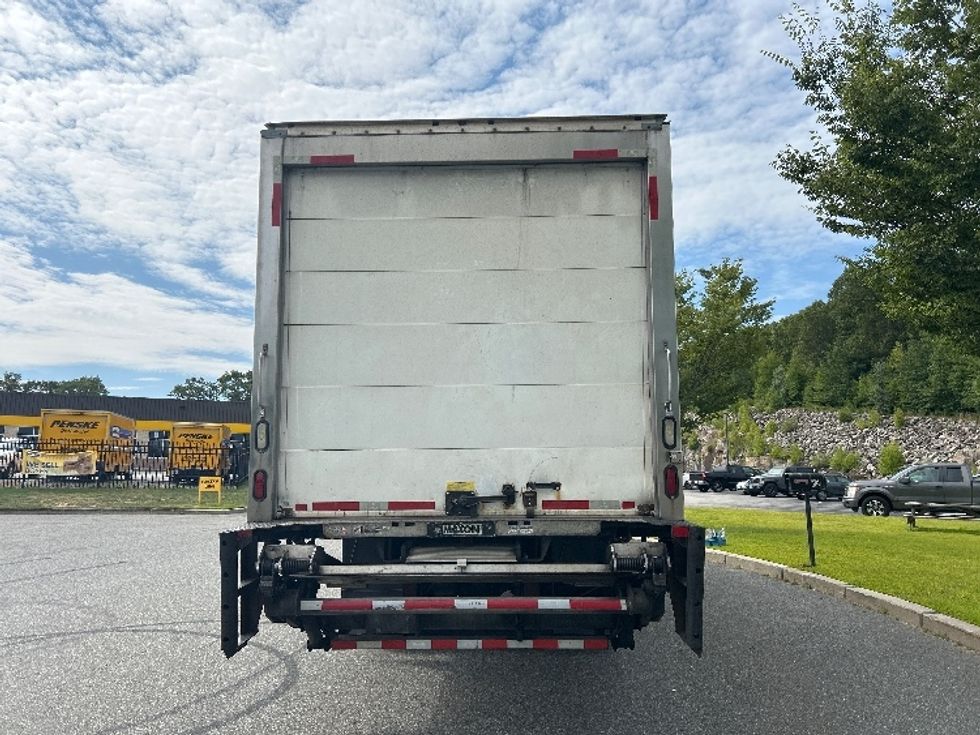 Refrigerated Truck-Light and Medium Duty Trucks-Freightliner-2017-M211264S-Fitchburg-MA-380,697\n\t\tmiles-$ 70,250 - Image 7