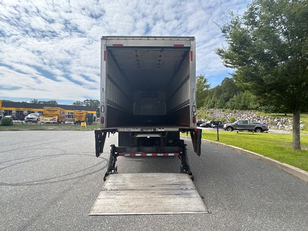 Refrigerated Truck-Light and Medium Duty Trucks-Freightliner-2017-M211264S-Fitchburg-MA-380,697\n\t\tmiles-$ 70,250 - Image 9