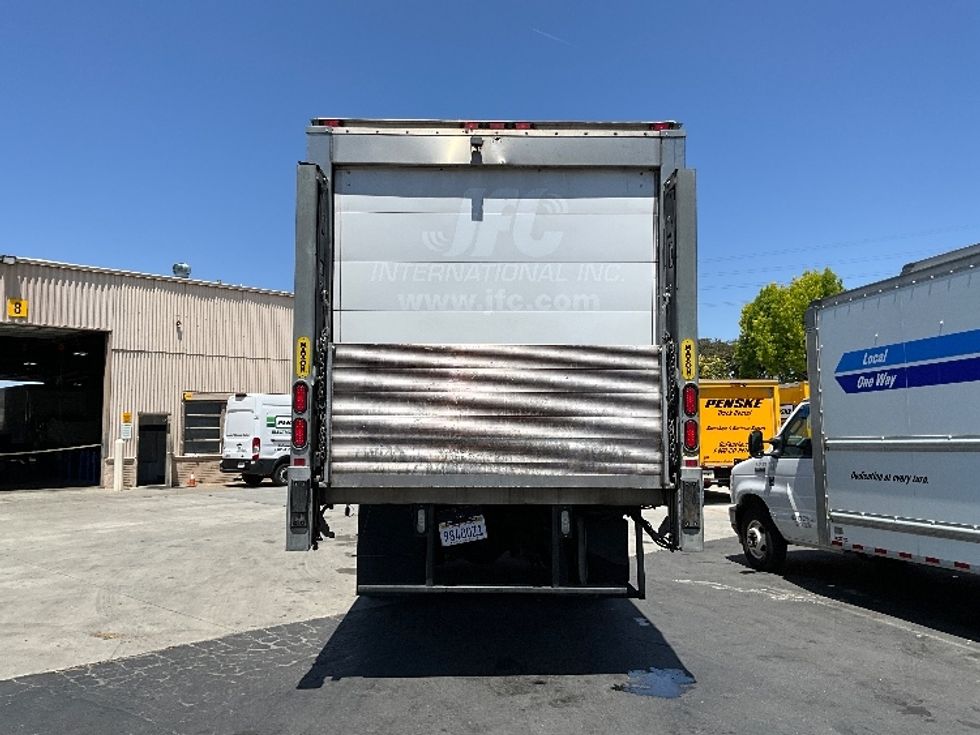 Refrigerated Truck-Light and Medium Duty Trucks-Freightliner-2017-M211264S-West Sacramento-CA-271,285\n\t\tmiles-$ 69,000 - Image 7
