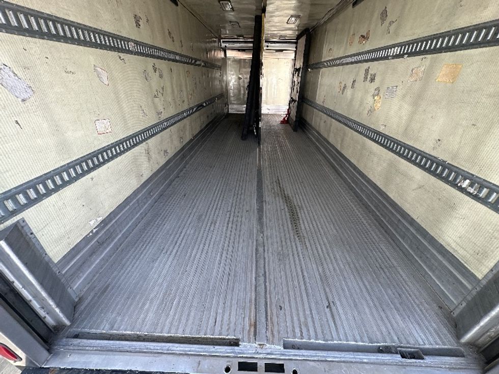 Refrigerated Truck-Light and Medium Duty Trucks-Freightliner-2018-Cascadia X11364S-Atlanta-GA-296,648\n\t\tmiles-$ 87,000 - Image 9