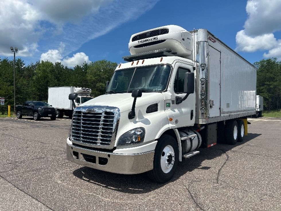 Refrigerated Truck-Light and Medium Duty Trucks-Freightliner-2018-Cascadia X11364S-Brooklyn Park-MN-515,581\n\t\tmiles-$ 73,500 - Image 3