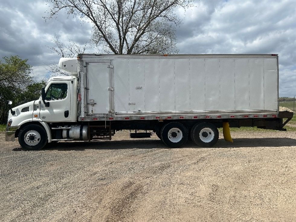 Refrigerated Truck-Light and Medium Duty Trucks-Freightliner-2018-Cascadia X11364S-Eau Claire-WI-513,933\n\t\tmiles-$ 71,750 - Image 4