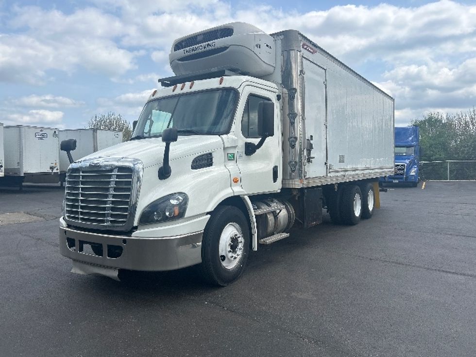 Refrigerated Truck-Light and Medium Duty Trucks-Freightliner-2018-Cascadia X11364S-Indianapolis-IN-393,657\n\t\tmiles-$ 78,000 - Image 3