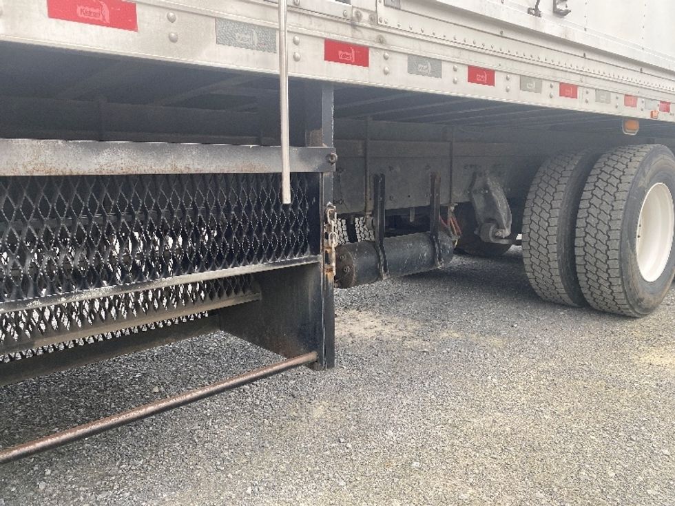 Refrigerated Truck-Light and Medium Duty Trucks-Freightliner-2018-Cascadia X11364S-Resaca-GA-285,763\n\t\tmiles-$ 87,000 - Image 5