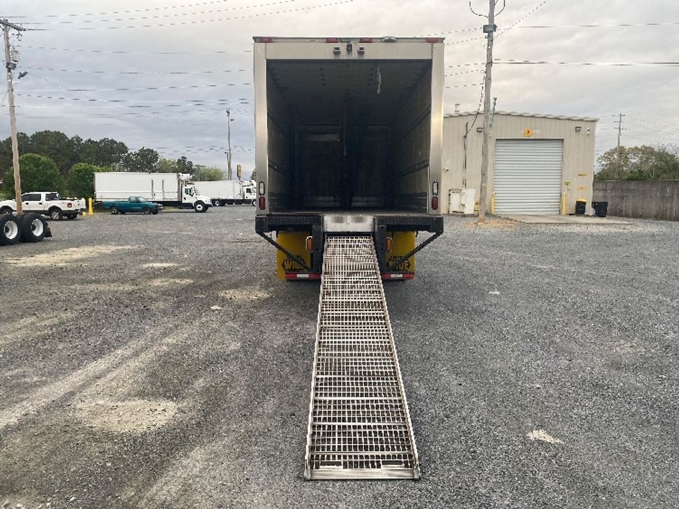 Refrigerated Truck-Light and Medium Duty Trucks-Freightliner-2018-Cascadia X11364S-Resaca-GA-285,763\n\t\tmiles-$ 87,000 - Image 9