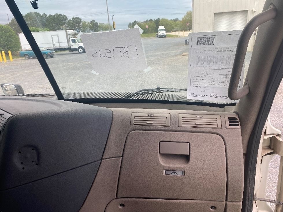 Refrigerated Truck-Light and Medium Duty Trucks-Freightliner-2018-Cascadia X11364S-Resaca-GA-285,763\n\t\tmiles-$ 87,000 - Image 20