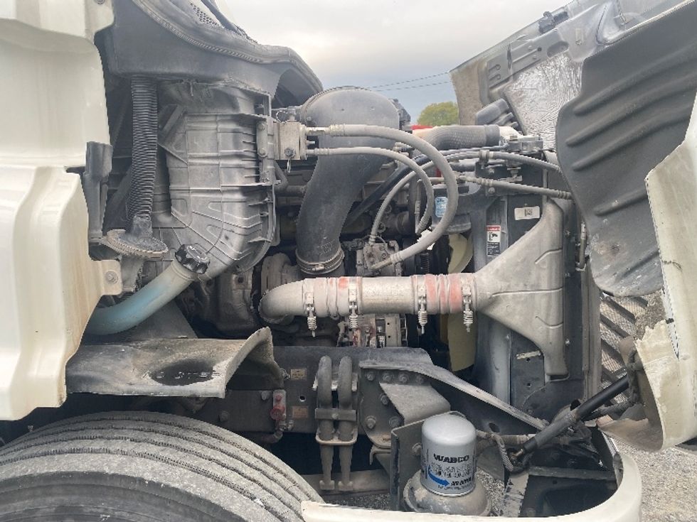 Refrigerated Truck-Light and Medium Duty Trucks-Freightliner-2018-Cascadia X11364S-Resaca-GA-285,763\n\t\tmiles-$ 87,000 - Image 22