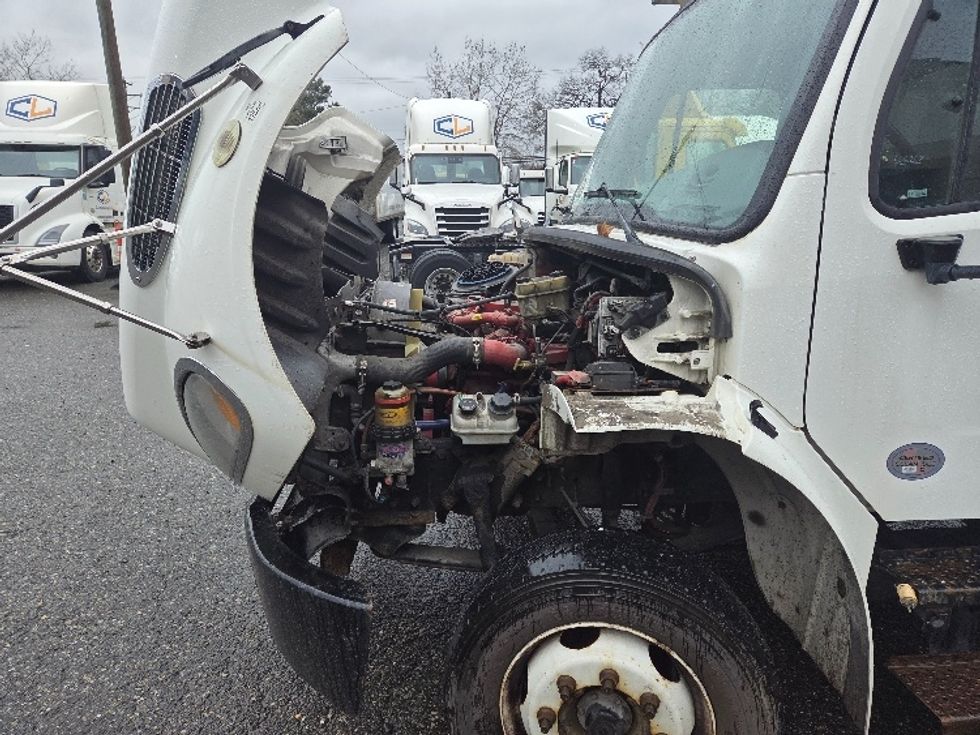 Refrigerated Truck-Light and Medium Duty Trucks-Freightliner-2018-M2-Abbotsford-BC-249,060\n\t\tkm-$ 59,750 - Image 24