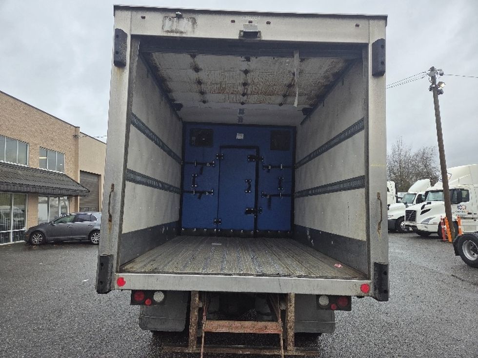 Refrigerated Truck-Light and Medium Duty Trucks-Freightliner-2018-M2-Abbotsford-BC-249,060\n\t\tkm-$ 59,750 - Image 8