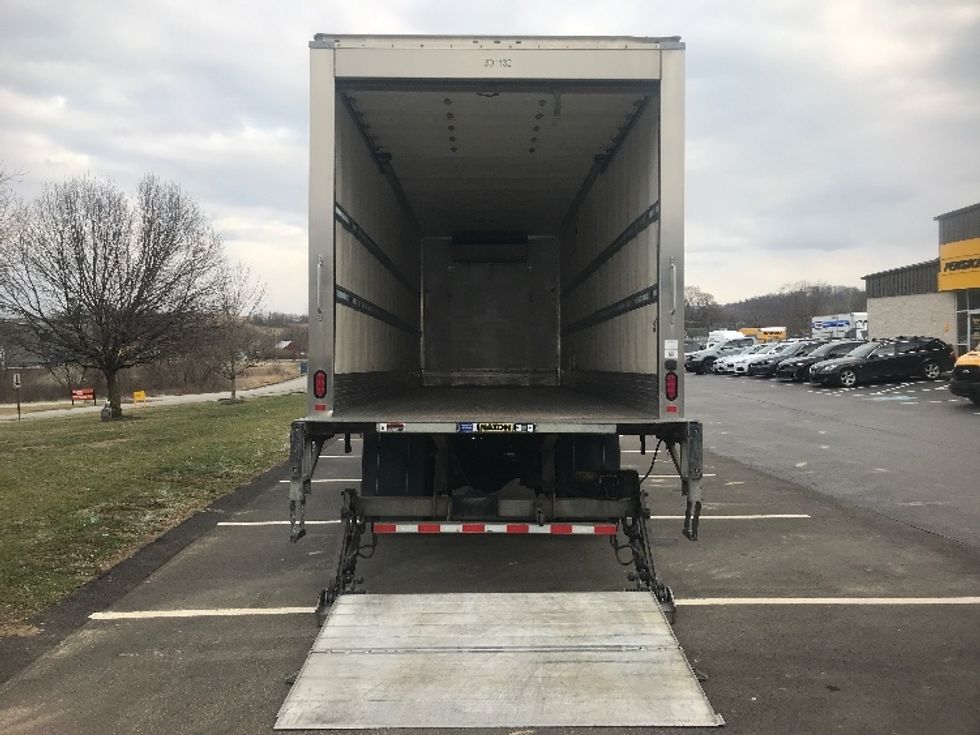 Refrigerated Truck-Light and Medium Duty Trucks-Freightliner-2018-M2-Akron-OH-213,126\n\t\tmiles-$ 43,000 - Image 9