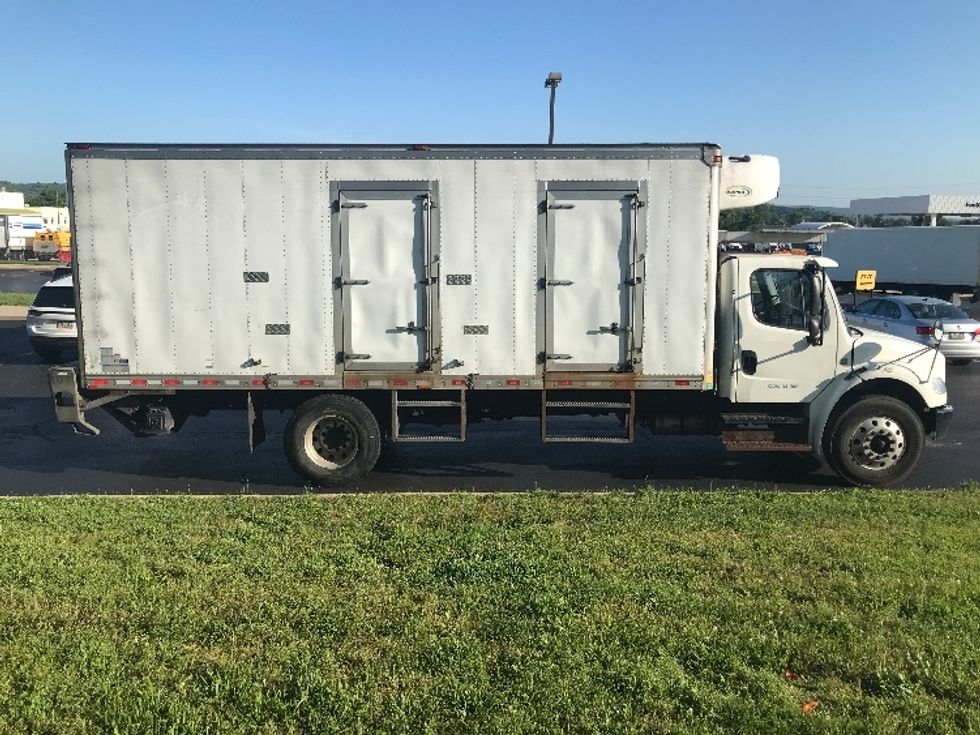 Refrigerated Truck-Light and Medium Duty Trucks-Freightliner-2018-M2-Allentown-PA-132,089\n\t\tmiles-$ 42,000 - Image 15