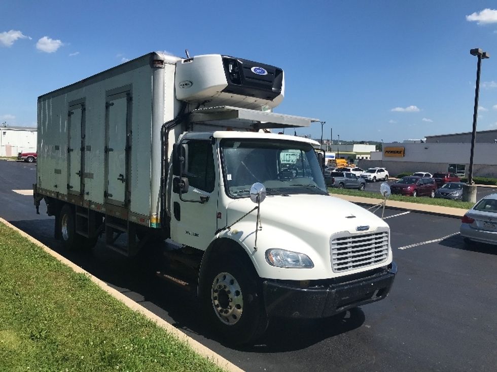 Refrigerated Truck-Light and Medium Duty Trucks-Freightliner-2018-M2-Allentown-PA-181,998\n\t\tmiles-$ 43,500 - Image 1