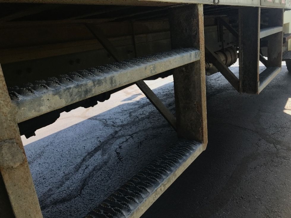 Refrigerated Truck-Light and Medium Duty Trucks-Freightliner-2018-M2-Allentown-PA-181,998\n\t\tmiles-$ 43,500 - Image 14