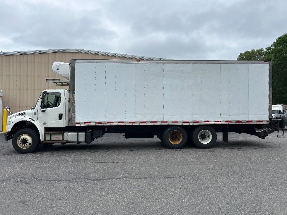 Refrigerated Truck-Light and Medium Duty Trucks-Freightliner-2018-M2-Braintree-MA-254,804\n\t\tmiles-$ 50,250 - Image 4