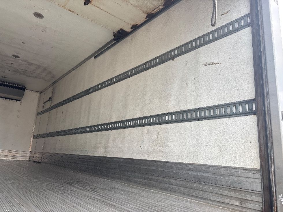 Refrigerated Truck-Light and Medium Duty Trucks-Freightliner-2018-M2-Brook Park-OH-254,390\n\t\tmiles-$ 41,250 - Image 11
