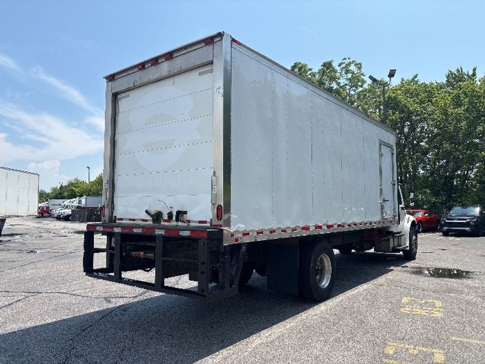 Refrigerated Truck-Light and Medium Duty Trucks-Freightliner-2018-M2-Brook Park-OH-254,390\n\t\tmiles-$ 41,250 - Image 12