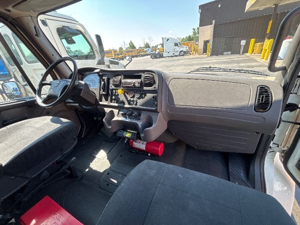 Refrigerated Truck-Light and Medium Duty Trucks-Freightliner-2018-M2-Brook Park-OH-254,390\n\t\tmiles-$ 41,250 - Image 20