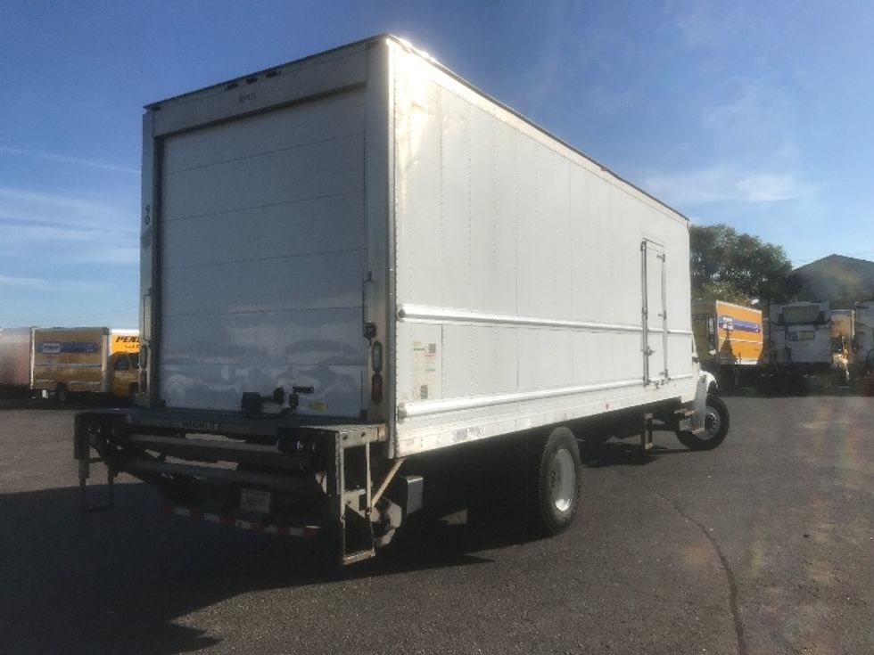 Refrigerated Truck-Light and Medium Duty Trucks-Freightliner-2018-M2-Brooklyn Park-MN-298,177\n\t\tmiles-$ 29,000 - Image 13