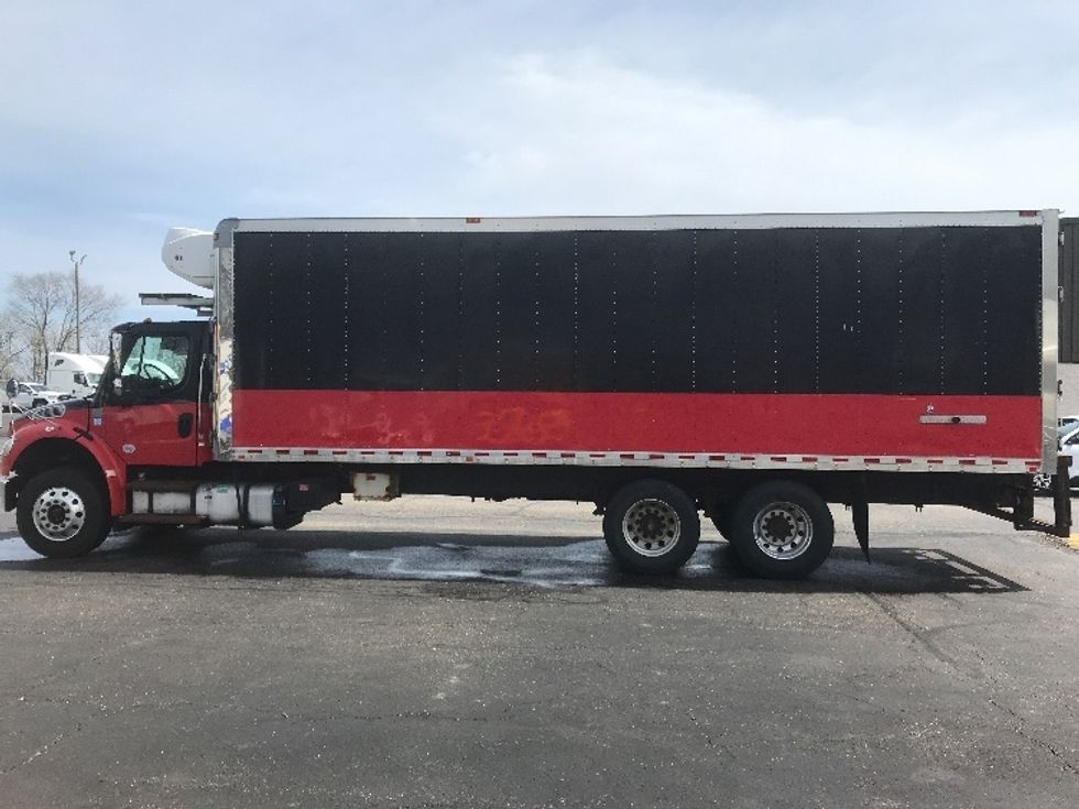 Refrigerated Truck-Light and Medium Duty Trucks-Freightliner-2018-M2-Canton-OH-260,587\n\t\tmiles-$ 37,750 - Image 4
