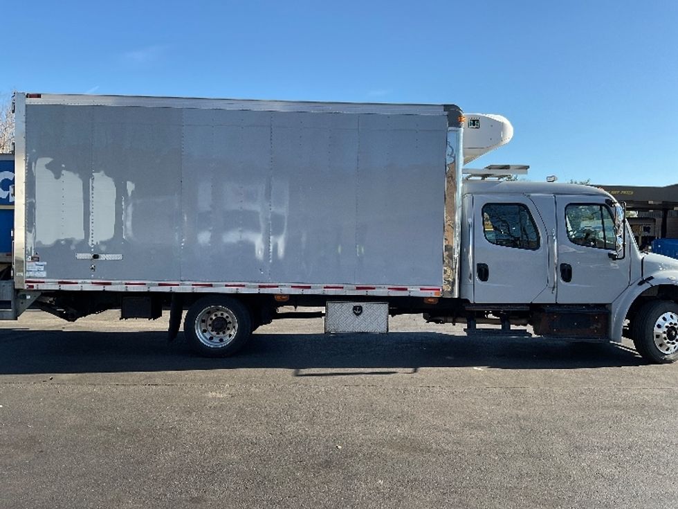 Refrigerated Truck-Light and Medium Duty Trucks-Freightliner-2018-M2-Capitol Heights-MD-107,222\n\t\tmiles-$ 50,750 - Image 15