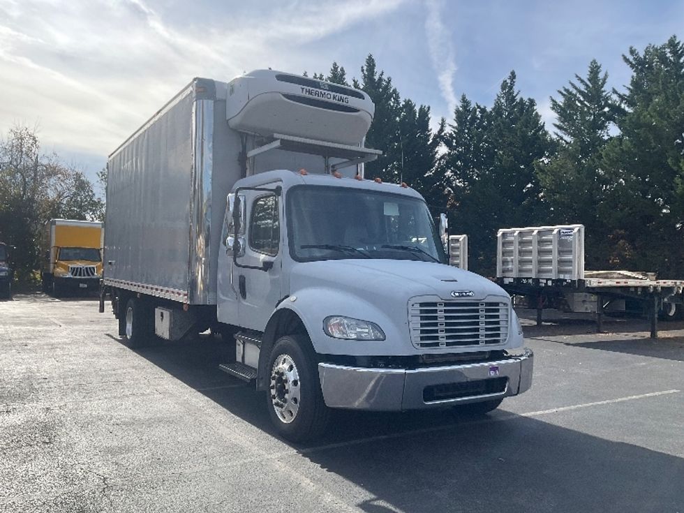 Refrigerated Truck-Light and Medium Duty Trucks-Freightliner-2018-M2-Capitol Heights-MD-259,330\n\t\tmiles-$ 37,250 - Image 1