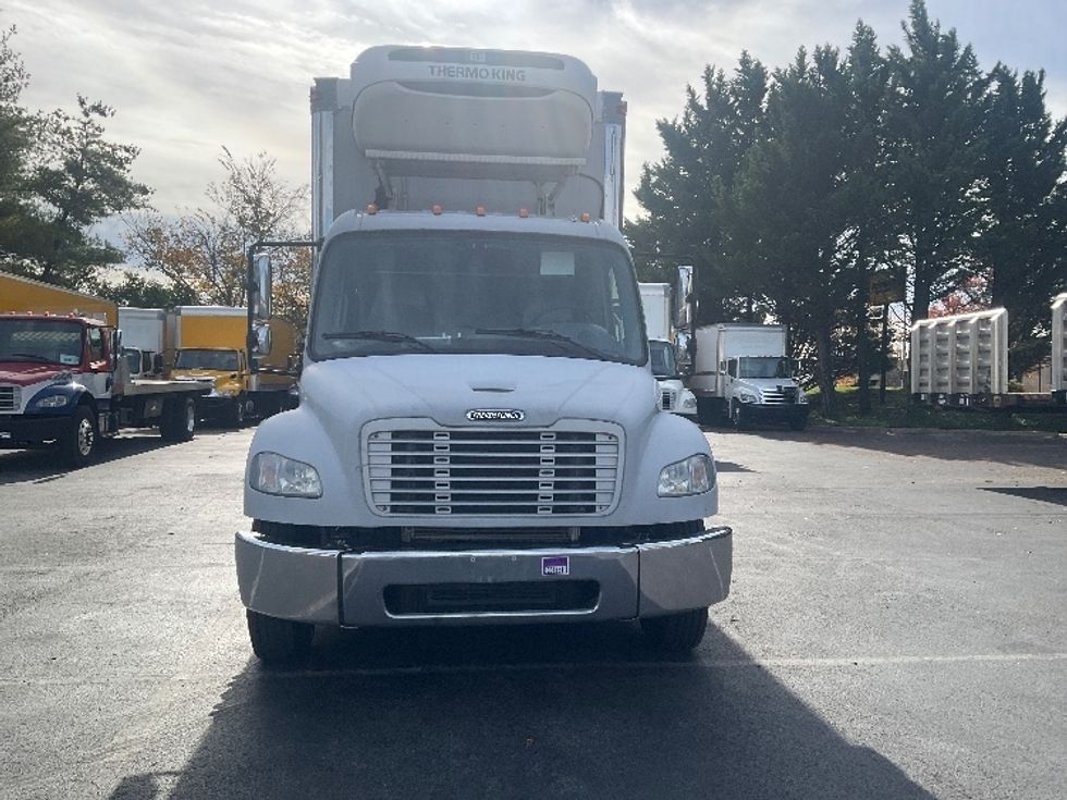 Refrigerated Truck-Light and Medium Duty Trucks-Freightliner-2018-M2-Capitol Heights-MD-259,330\n\t\tmiles-$ 37,250 - Image 2