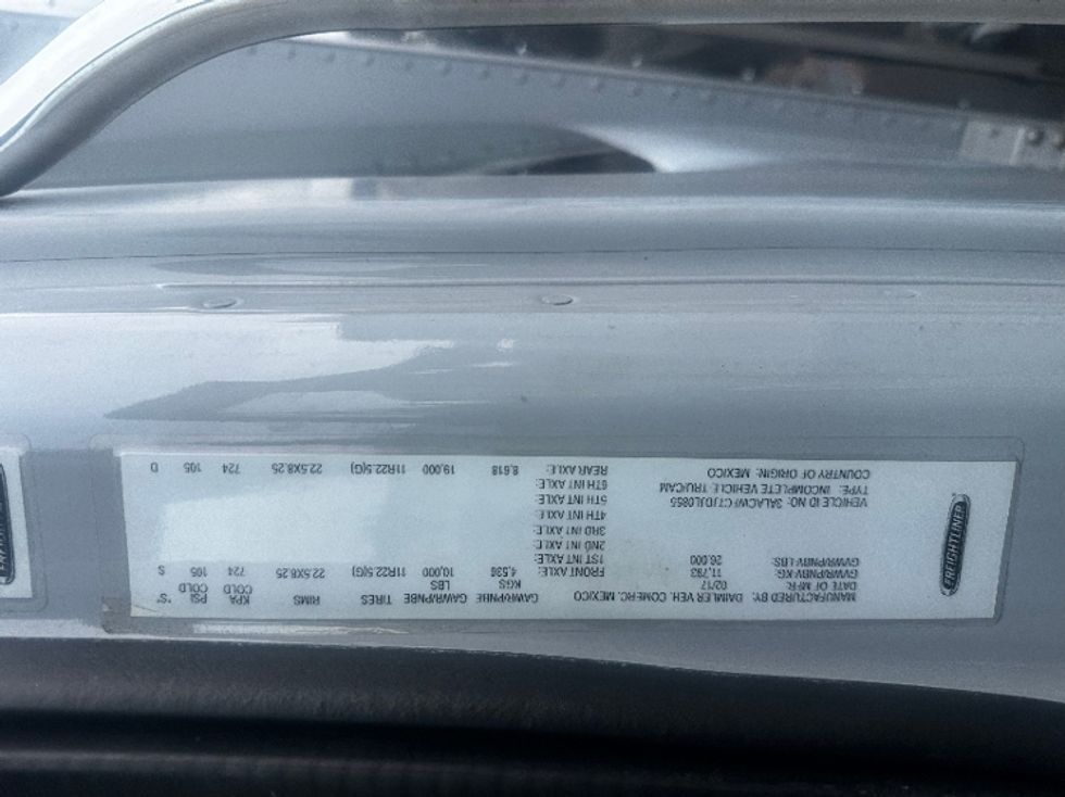 Refrigerated Truck-Light and Medium Duty Trucks-Freightliner-2018-M2-Capitol Heights-MD-259,330\n\t\tmiles-$ 37,250 - Image 25