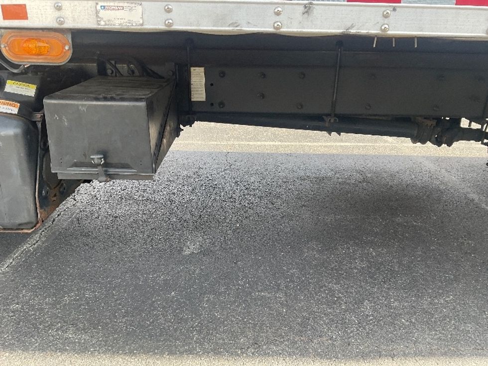 Refrigerated Truck-Light and Medium Duty Trucks-Freightliner-2018-M2-Capitol Heights-MD-259,330\n\t\tmiles-$ 37,250 - Image 5