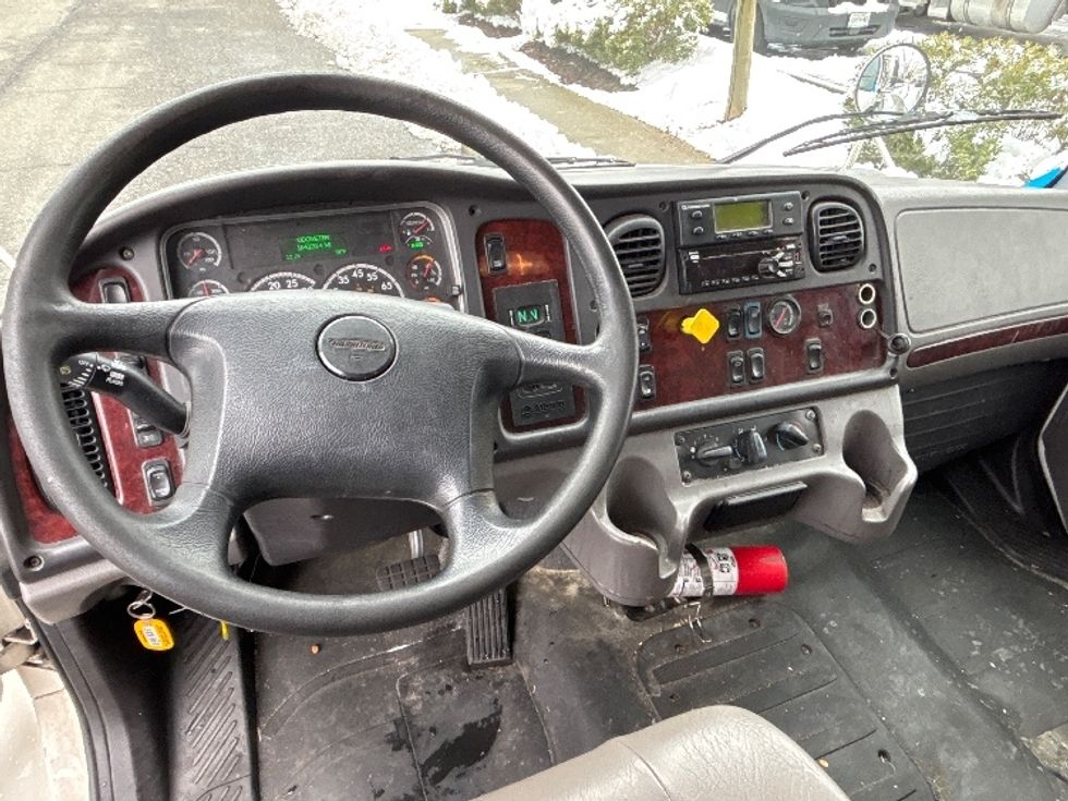 Refrigerated Truck-Light and Medium Duty Trucks-Freightliner-2018-M2-Central Islip-NY-164,322\n\t\tmiles-$ 54,250 - Image 18