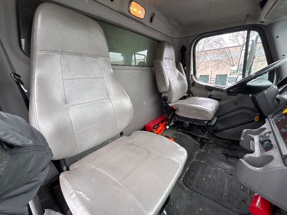 Refrigerated Truck-Light and Medium Duty Trucks-Freightliner-2018-M2-Central Islip-NY-164,322\n\t\tmiles-$ 54,250 - Image 22