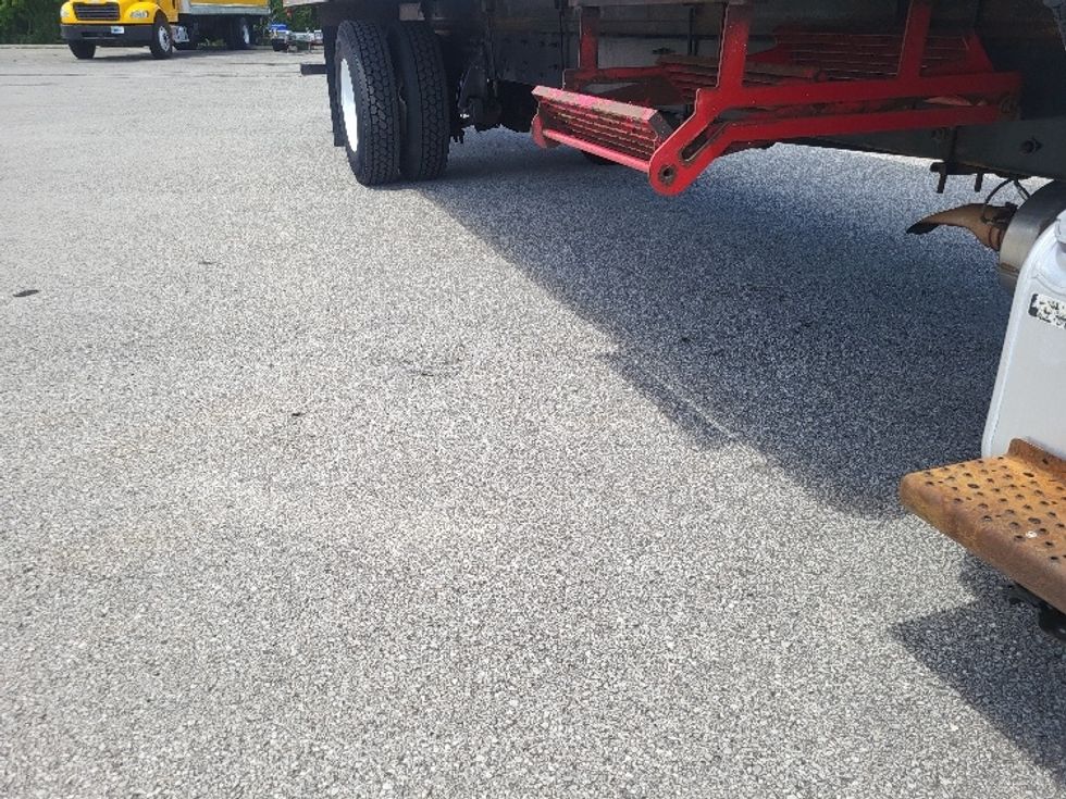 Refrigerated Truck-Light and Medium Duty Trucks-Freightliner-2018-M2-Cleveland-TN-398,629\n\t\tmiles-$ 21,500 - Image 14