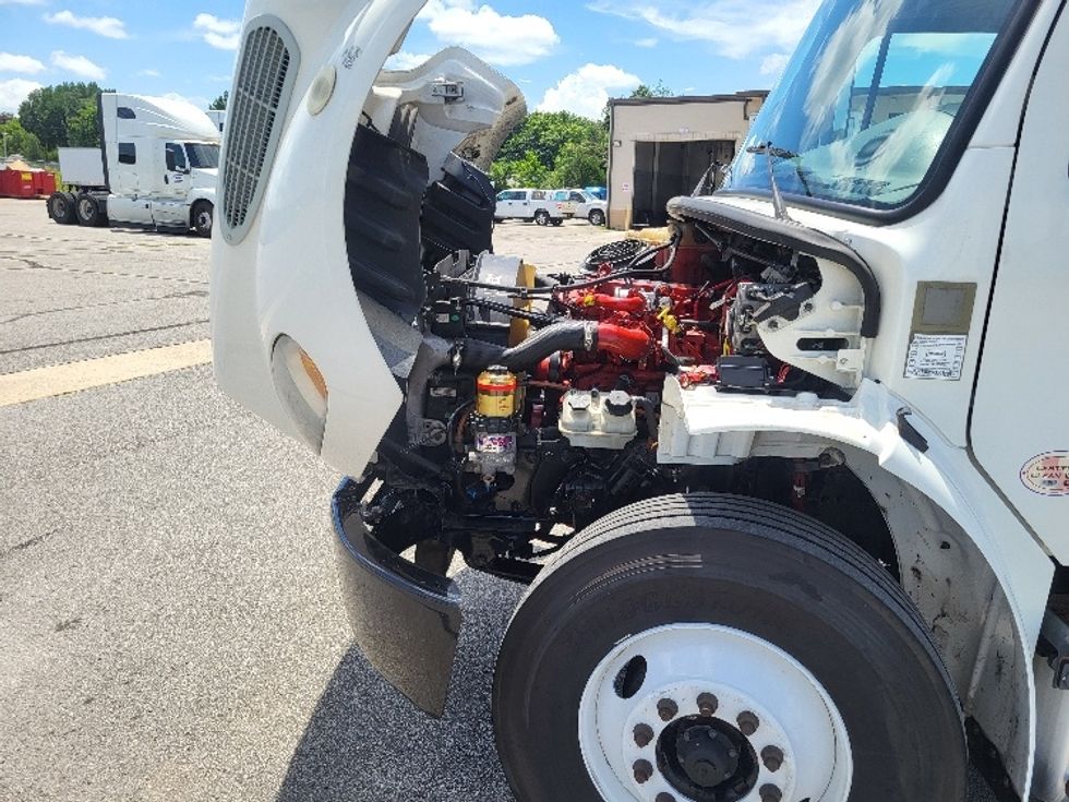 Refrigerated Truck-Light and Medium Duty Trucks-Freightliner-2018-M2-Cleveland-TN-398,629\n\t\tmiles-$ 21,500 - Image 24