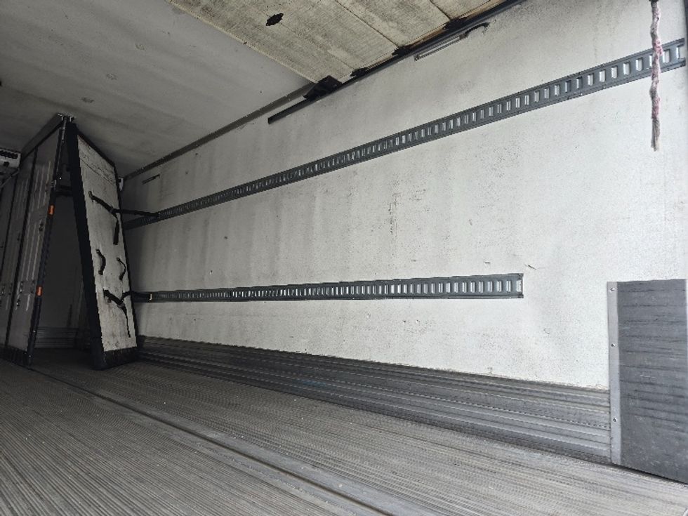 Refrigerated Truck-Light and Medium Duty Trucks-Freightliner-2018-M2-Cookeville-TN-414,318\n\t\tmiles-$ 21,250 - Image 11