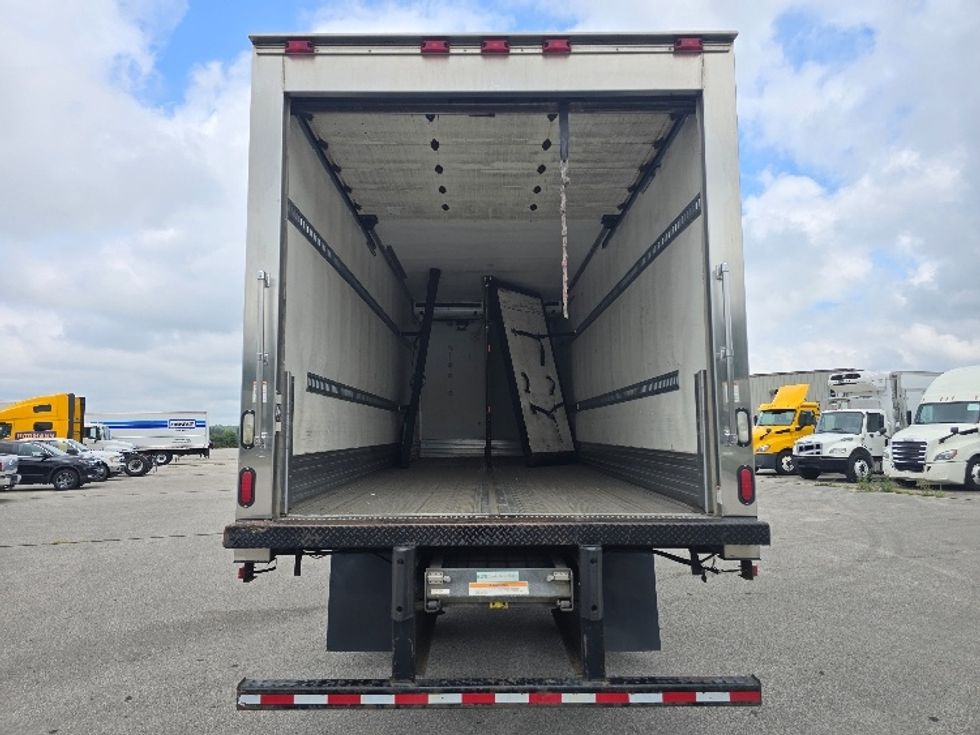 Refrigerated Truck-Light and Medium Duty Trucks-Freightliner-2018-M2-Cookeville-TN-414,318\n\t\tmiles-$ 21,250 - Image 8