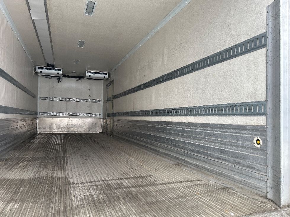Refrigerated Truck-Light and Medium Duty Trucks-Freightliner-2018-M2-Dayton-NJ-133,768\n\t\tmiles-$ 58,250 - Image 12