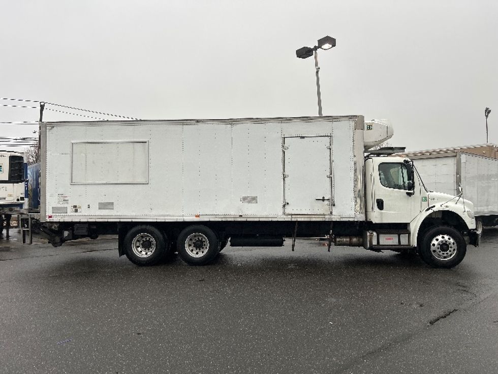 Refrigerated Truck-Light and Medium Duty Trucks-Freightliner-2018-M2-Dayton-NJ-133,768\n\t\tmiles-$ 58,250 - Image 15