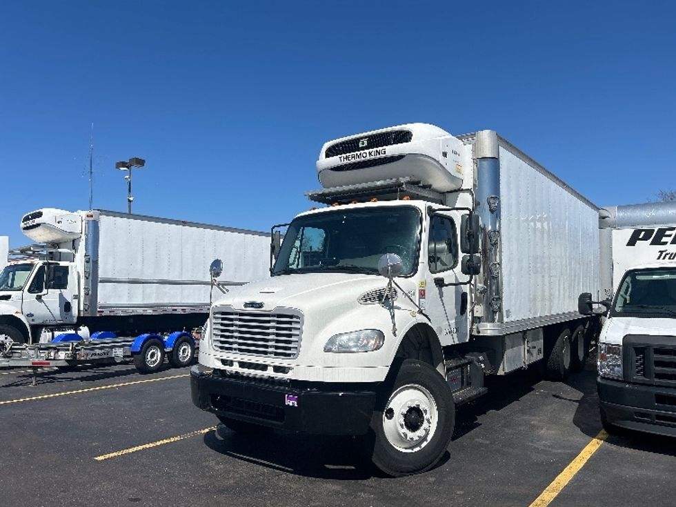Refrigerated Truck-Light and Medium Duty Trucks-Freightliner-2018-M2-Dayton-NJ-172,485\n\t\tmiles-$ 63,000 - Image 3