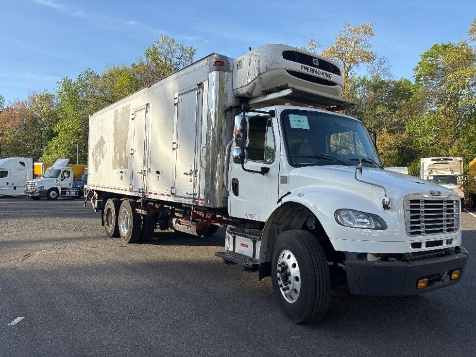Refrigerated Truck-Light and Medium Duty Trucks-Freightliner-2018-M2-Dayton-NJ-238,795\n\t\tmiles-$ 57,250 - Image 1