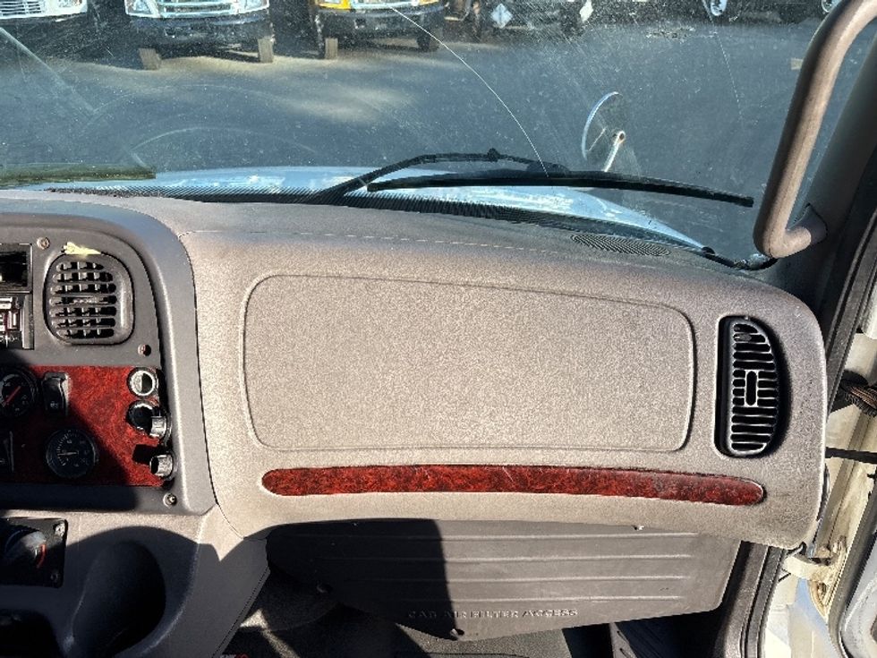 Refrigerated Truck-Light and Medium Duty Trucks-Freightliner-2018-M2-Dayton-NJ-238,795\n\t\tmiles-$ 57,250 - Image 21