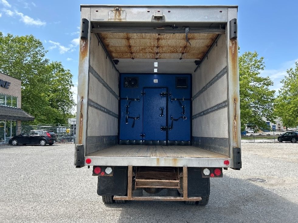 Refrigerated Truck-Light and Medium Duty Trucks-Freightliner-2018-M2-Delta-BC-314,980\n\t\tkm-$ 56,500 - Image 8