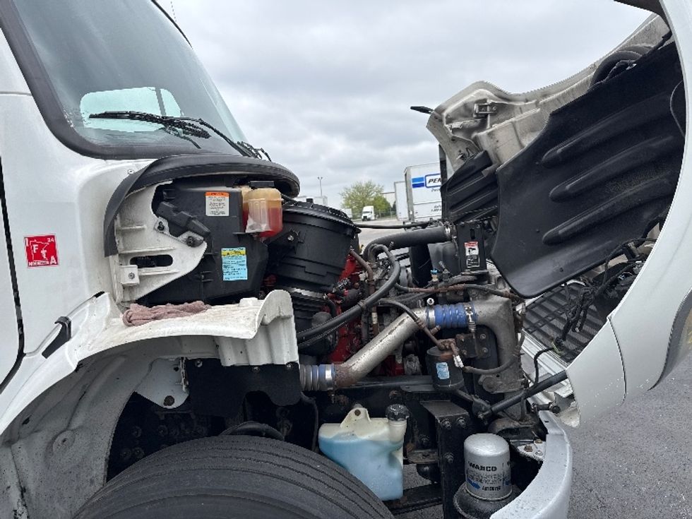 Refrigerated Truck-Light and Medium Duty Trucks-Freightliner-2018-M2-East Chicago-IN-215,178\n\t\tmiles-$ 53,250 - Image 18