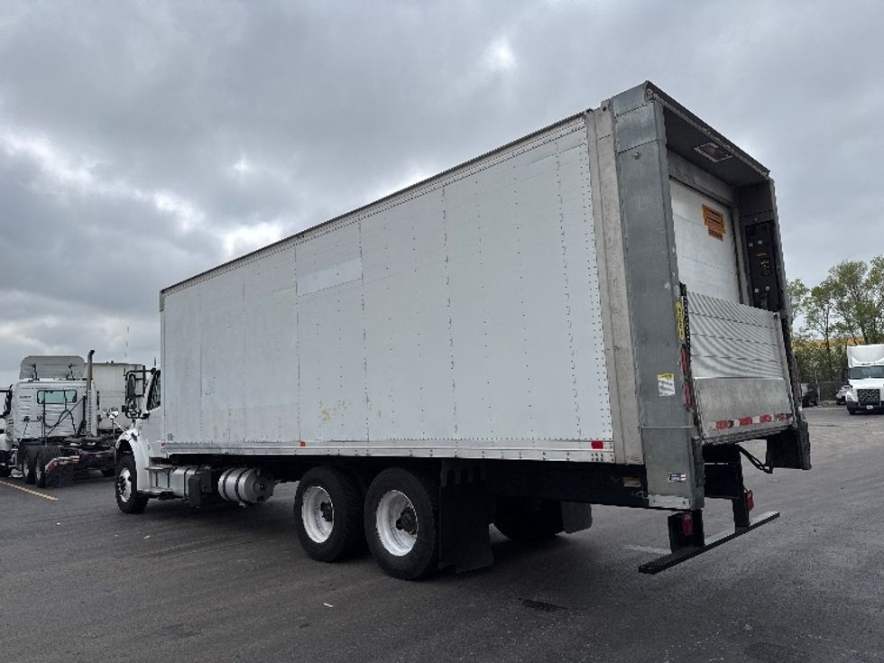 Refrigerated Truck-Light and Medium Duty Trucks-Freightliner-2018-M2-East Chicago-IN-215,178\n\t\tmiles-$ 53,250 - Image 6