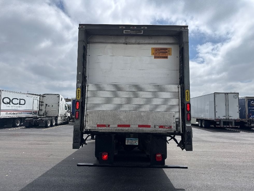 Refrigerated Truck-Light and Medium Duty Trucks-Freightliner-2018-M2-East Chicago-IN-215,178\n\t\tmiles-$ 53,250 - Image 8