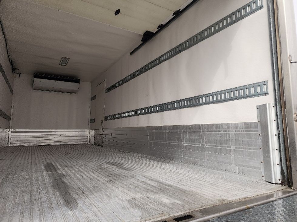 Refrigerated Truck-Light and Medium Duty Trucks-Freightliner-2018-M2-East Chicago-IN-53,771\n\t\tmiles-$ 54,250 - Image 11
