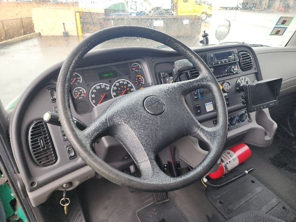 Refrigerated Truck-Light and Medium Duty Trucks-Freightliner-2018-M2-East Chicago-IN-53,771\n\t\tmiles-$ 54,250 - Image 16