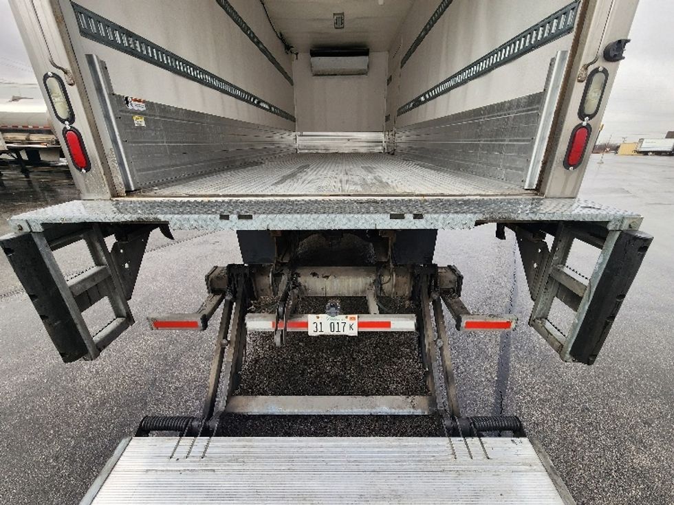Refrigerated Truck-Light and Medium Duty Trucks-Freightliner-2018-M2-East Chicago-IN-53,771\n\t\tmiles-$ 54,250 - Image 9