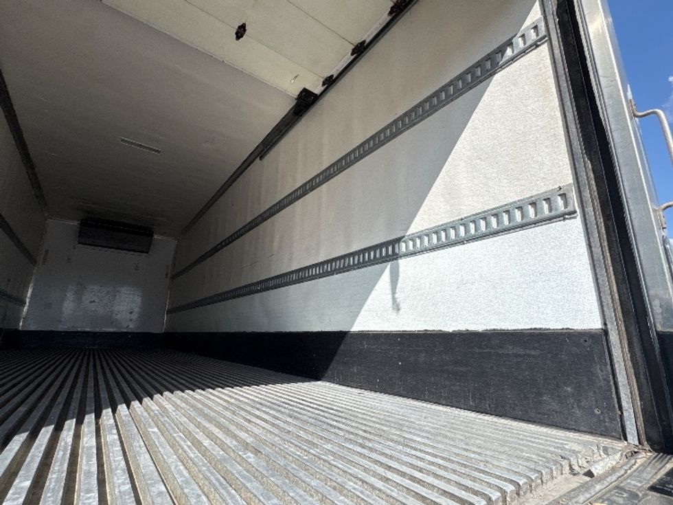 Refrigerated Truck-Light and Medium Duty Trucks-Freightliner-2018-M2-El Paso-TX-141,094\n\t\tmiles-$ 51,000 - Image 12