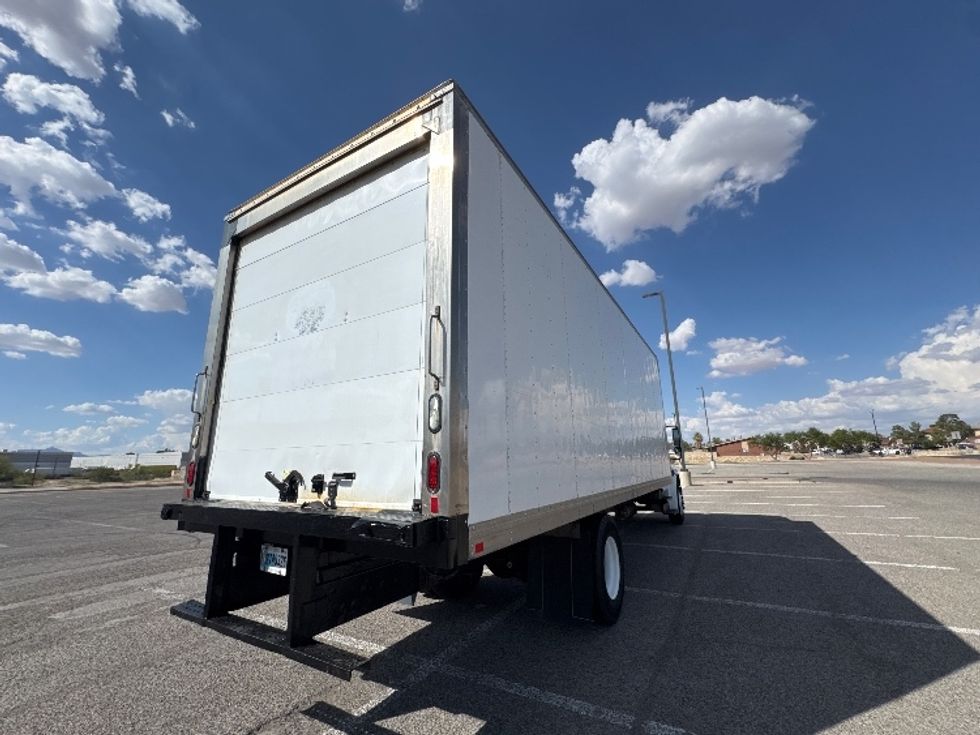 Refrigerated Truck-Light and Medium Duty Trucks-Freightliner-2018-M2-El Paso-TX-141,094\n\t\tmiles-$ 51,000 - Image 13