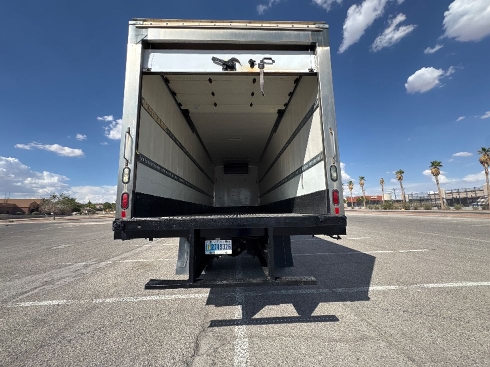 Refrigerated Truck-Light and Medium Duty Trucks-Freightliner-2018-M2-El Paso-TX-141,094\n\t\tmiles-$ 51,000 - Image 9