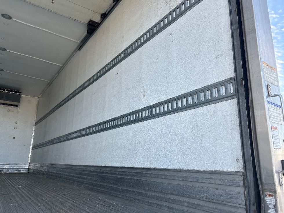 Refrigerated Truck-Light and Medium Duty Trucks-Freightliner-2018-M2-El Paso-TX-236,746\n\t\tmiles-$ 56,250 - Image 12
